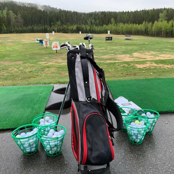 golftralle og baller 2